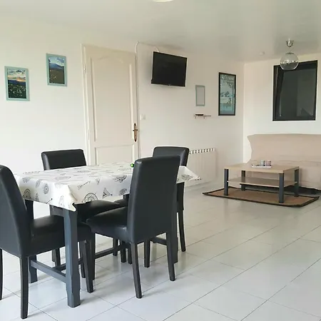 Independant Dans Maison Au Calme Apartment Pugny-Chatenod